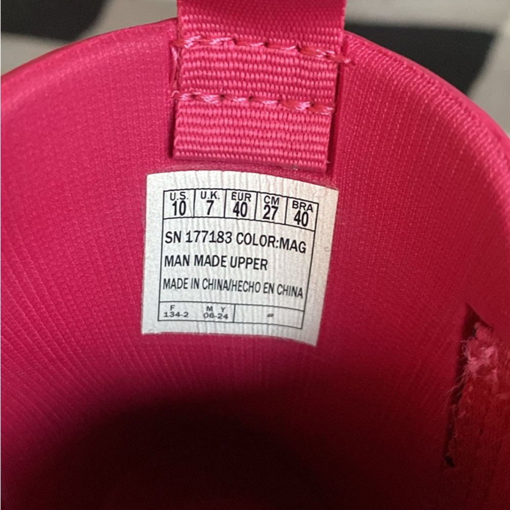 rain boots - image 5